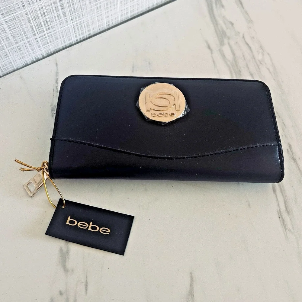 bebe Melendy Zip Around Wallet Clutch 7.5